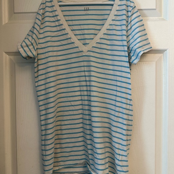 GAP Vintage Cream and Blue Striped Tee Size S - Picture 1 of 3